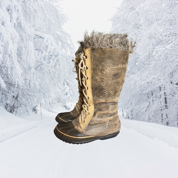 Sorel “Cate the Great” Leather Winter Boots — Women’s Size 6 — Waterproof - Picture 1 of 5